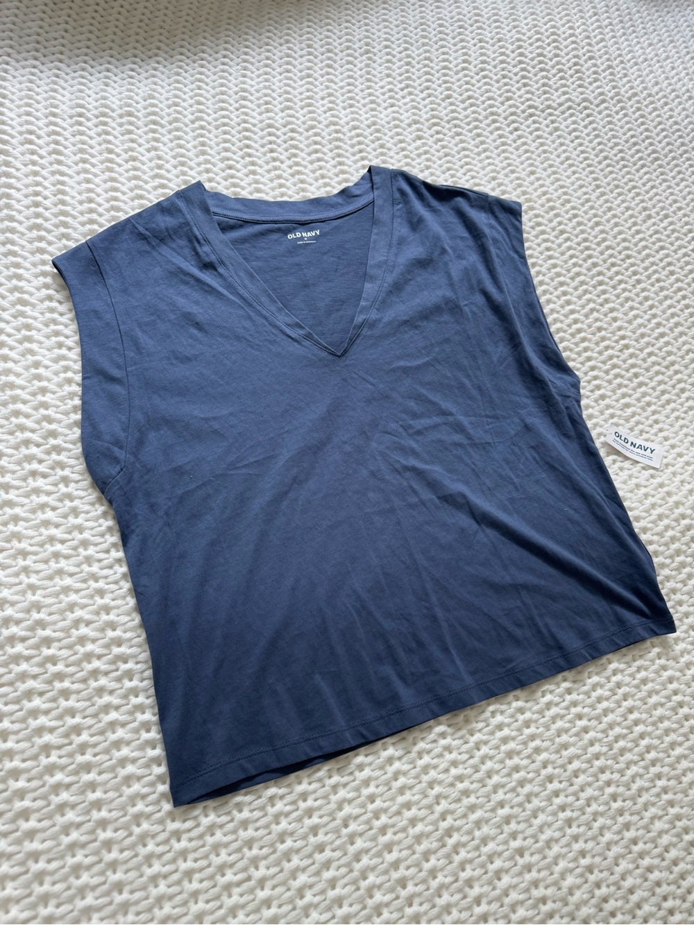 Old Navy Navy V-Neck Sleeveless Tank